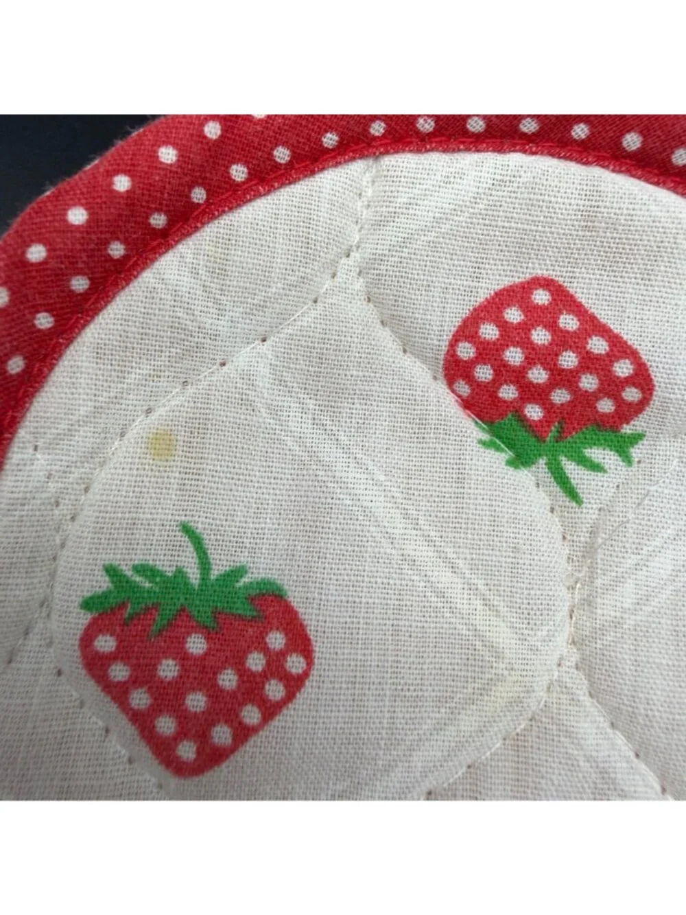 Quilted Strawberry Coasters Wood Holder Farmhouse Cottage Set Of 6 Polka Dots